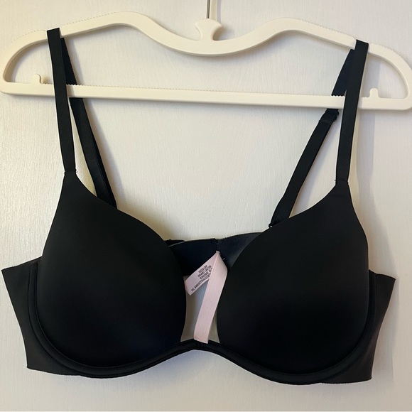 Victorias Secret Bras 38C - Picture 9 of 12